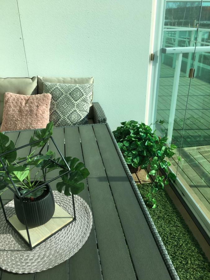 Starhomes Studio Lux 10 オウル エクステリア 写真
